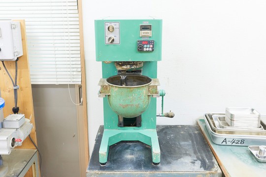 攪拌用ミキサー